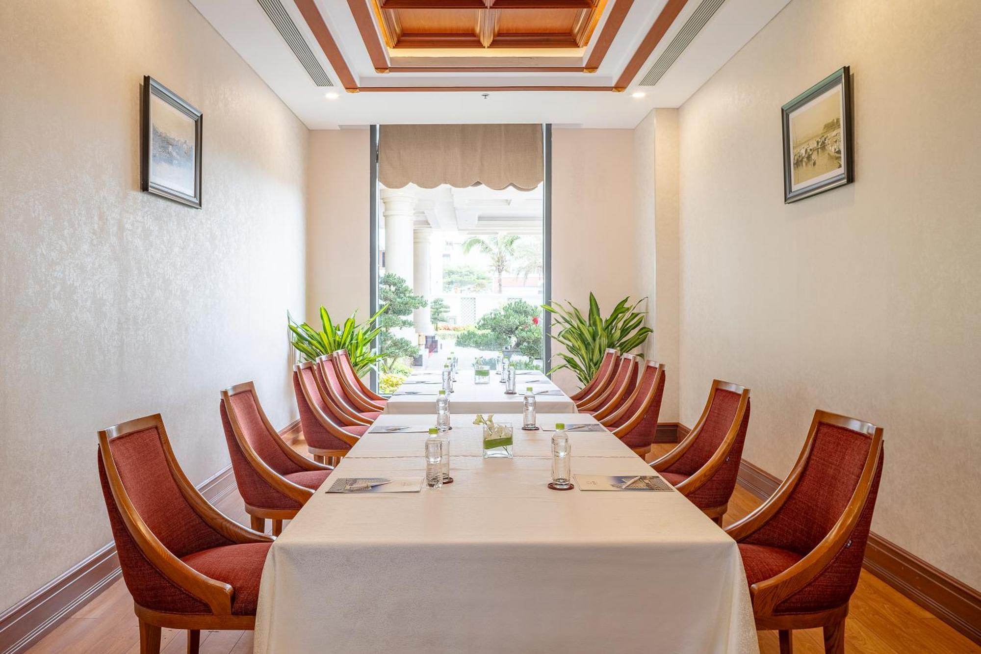 Dlg岘港酒店 外观 照片 Meeting room