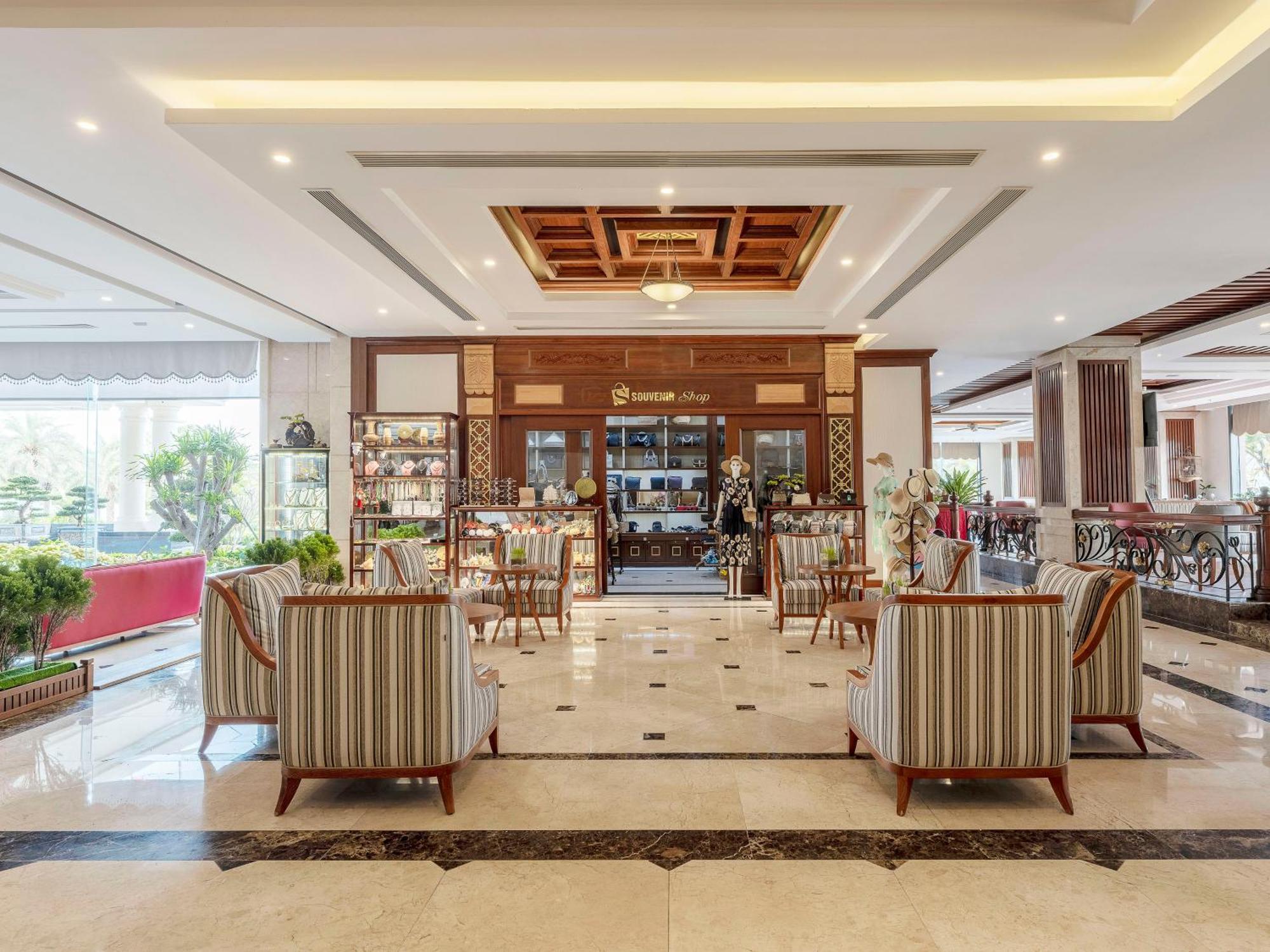 Dlg岘港酒店 外观 照片 Lobby