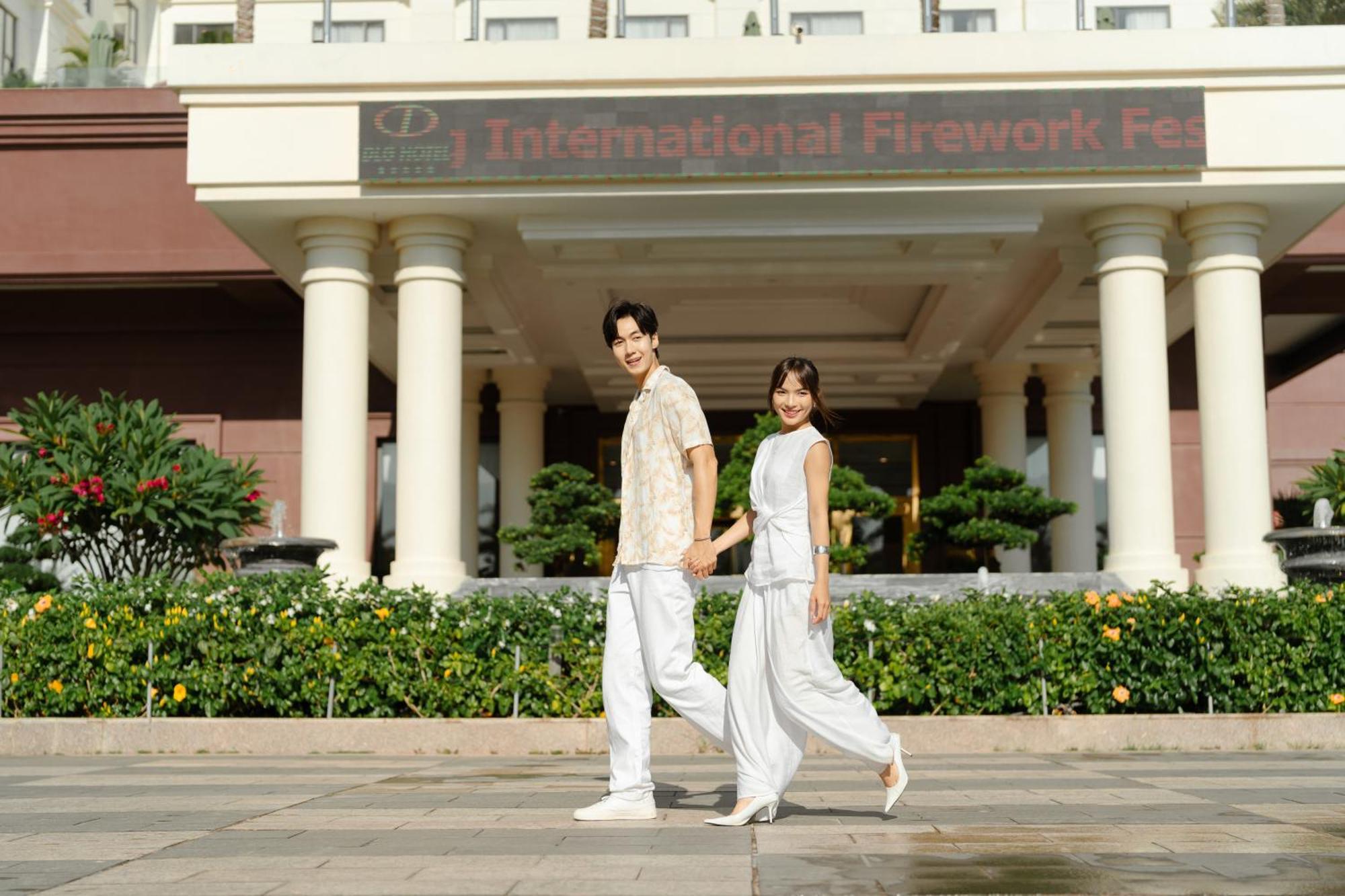 Dlg岘港酒店 外观 照片 Traditional Vietnamese wedding dress